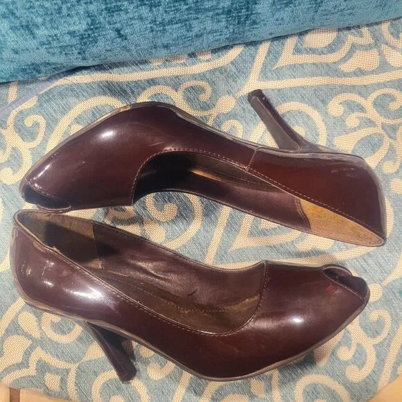 CL Laundry Brown Patent Peep Toe Stiletto Heels - Size 7 - Picture 4 of 7